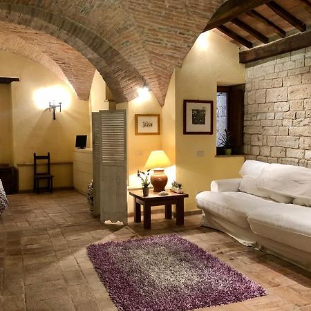 Da Patou Apartment Todi Exterior photo